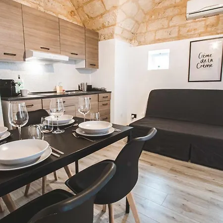 Apartman Sanavar *
